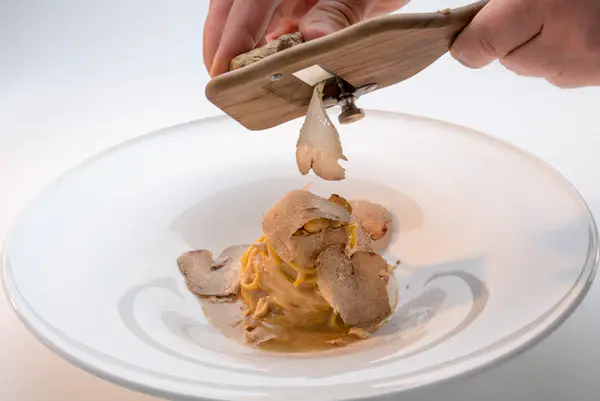 White Truffle in Pasta